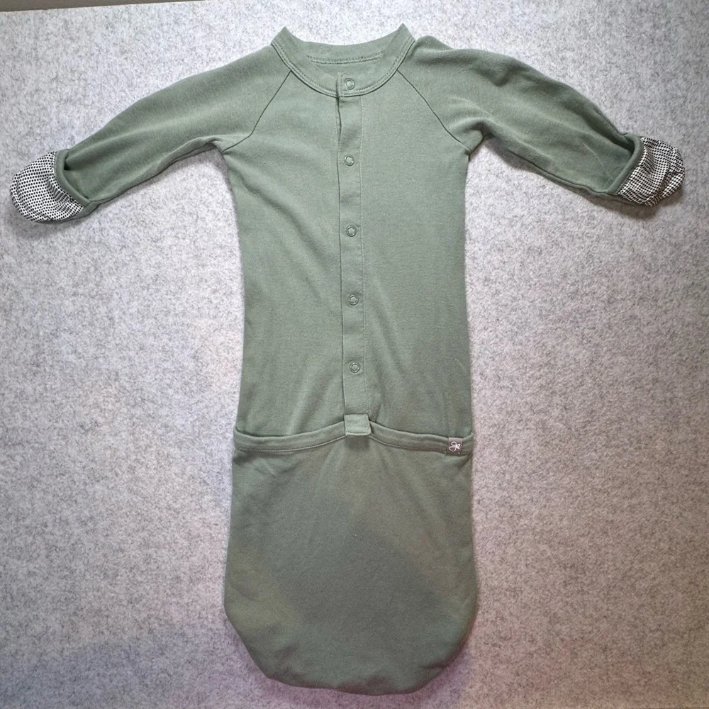 Goumi Green 24 Hour Convertible Gown Size 3-6M - Picture 1 of 6